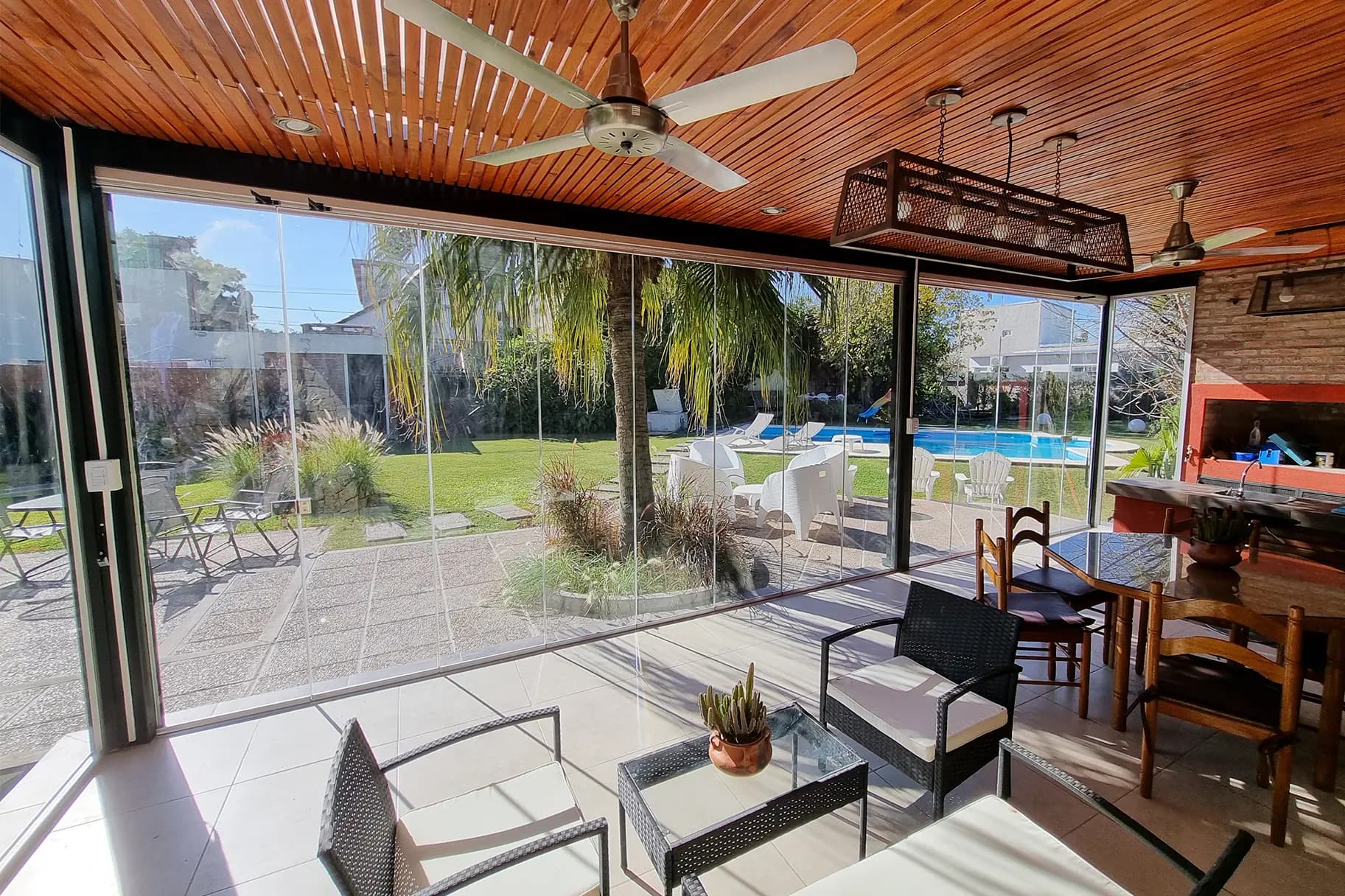 Cerramiento vidriado en Barrancas, Santa Fe