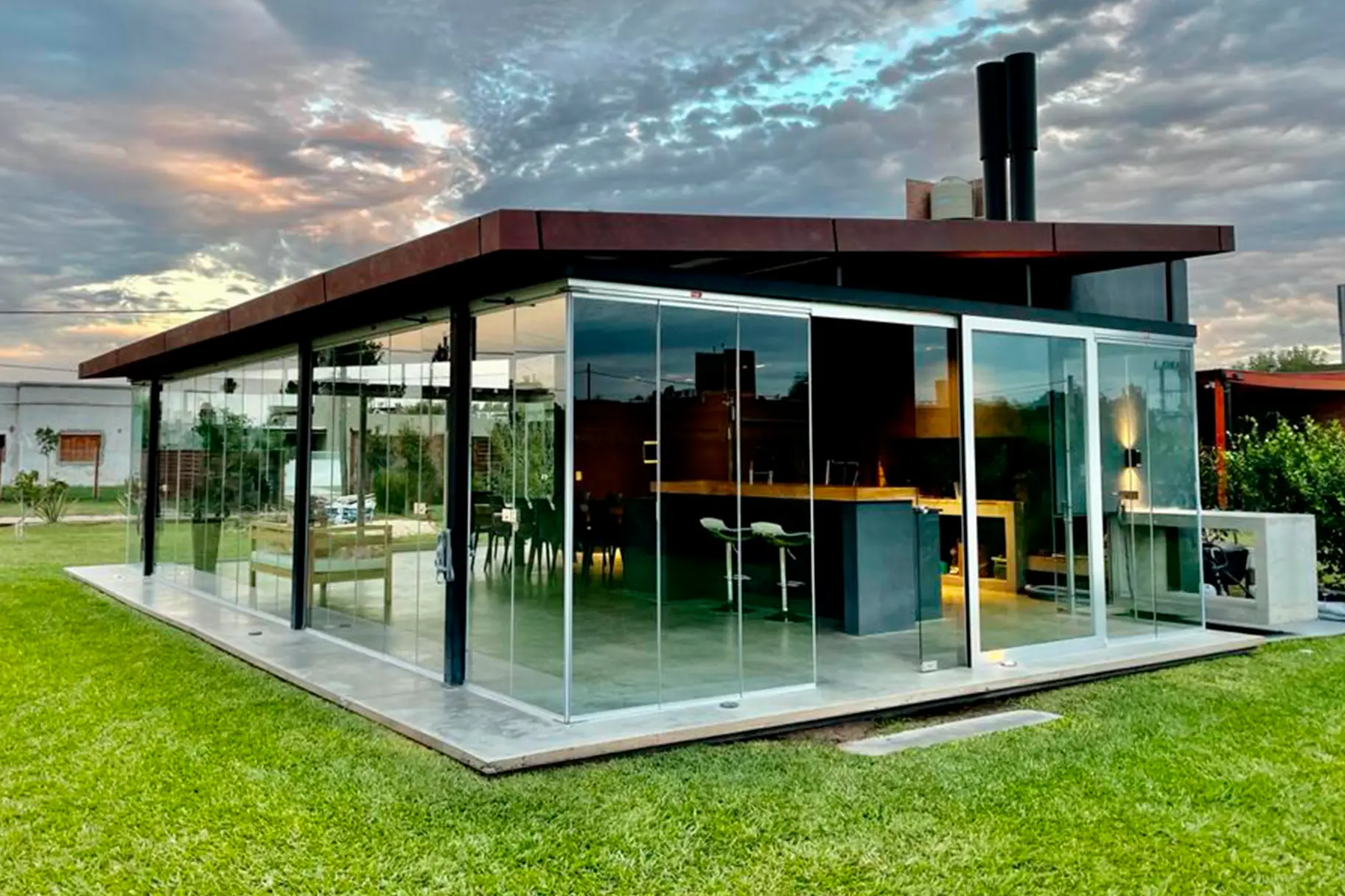 Cerramiento vidriado en Roldán, Santa Fe