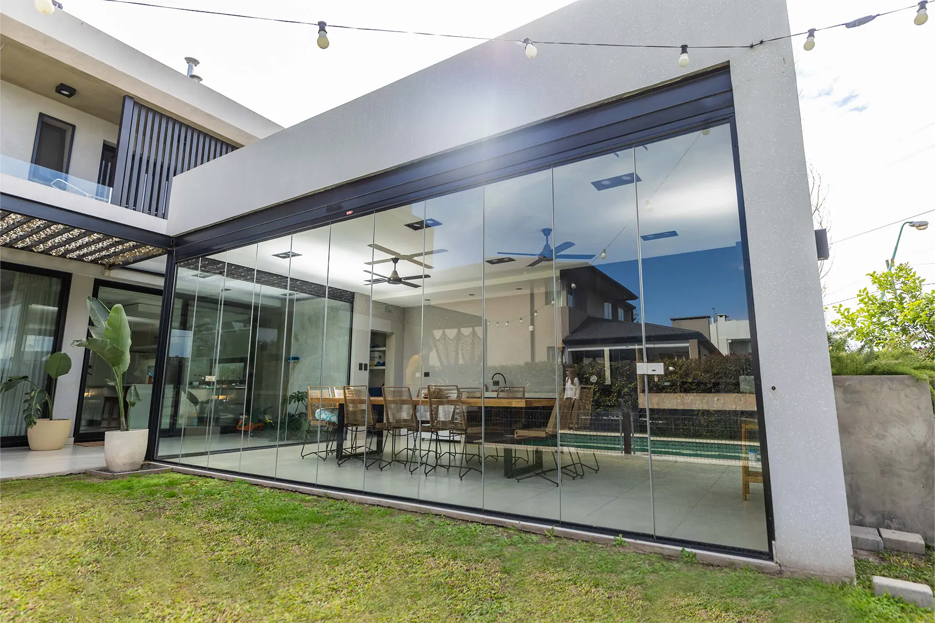 Cerramiento vidriado en Sistema Vito, Cerramiento de apertura total