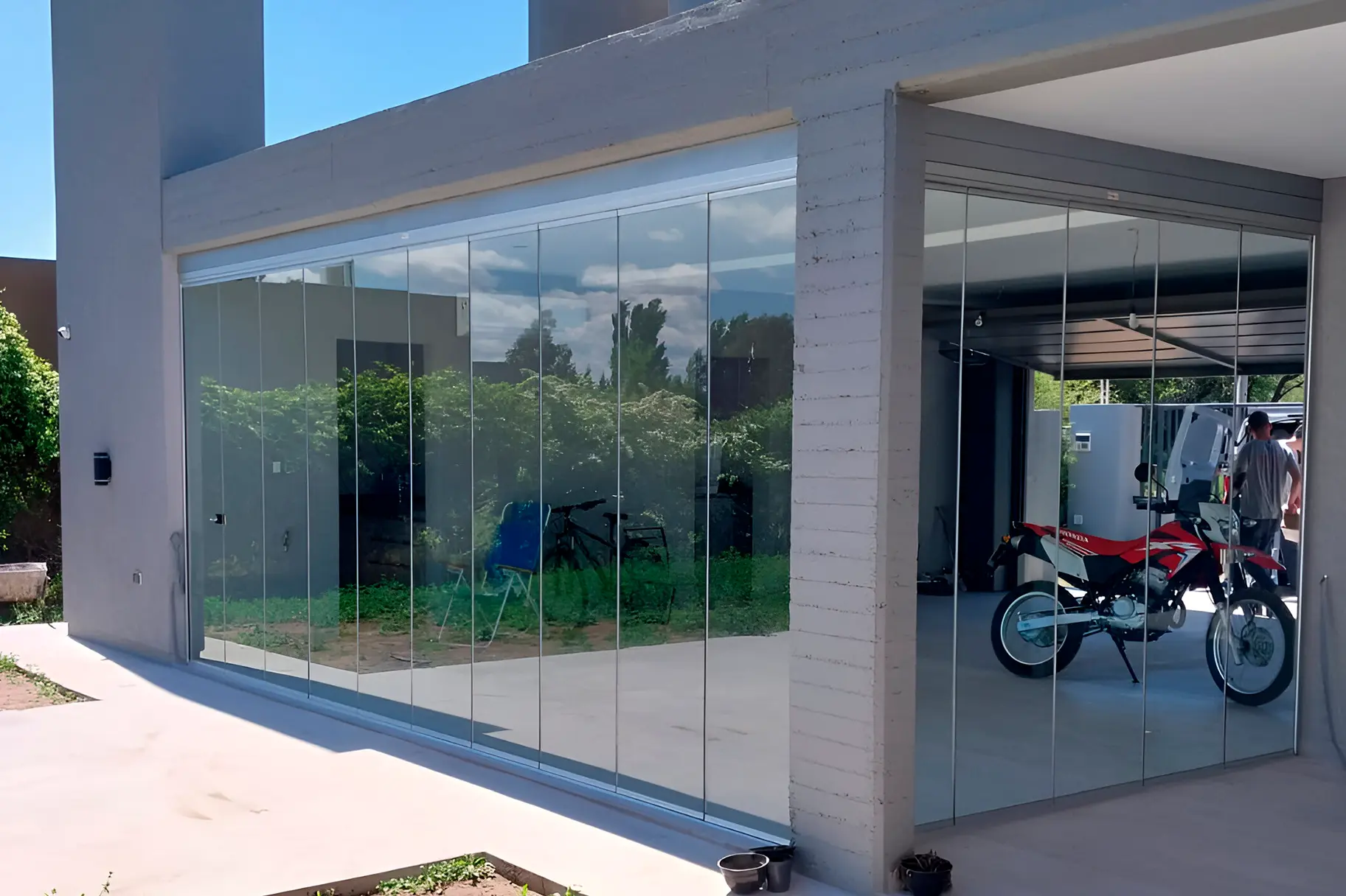 Cerramiento vidriado en Toay, La Pampa